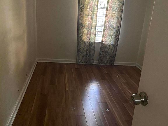 4th image of 1028 Daniel St
