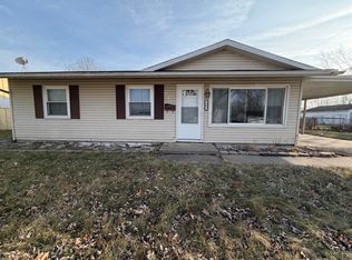 1605 Crestview Dr, Danville, IL 61832