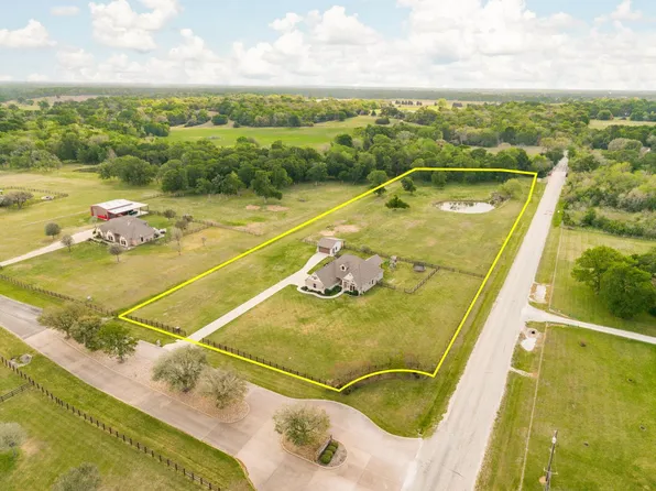 9600 Shadow Creek Trl, Hearne, TX 77859