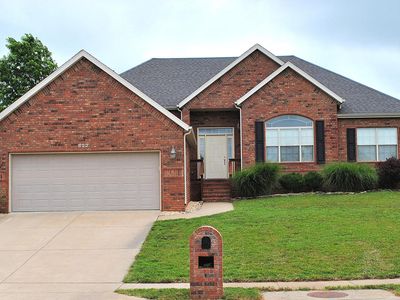 822 S Cobble Creek Blvd, Nixa, MO, 65714