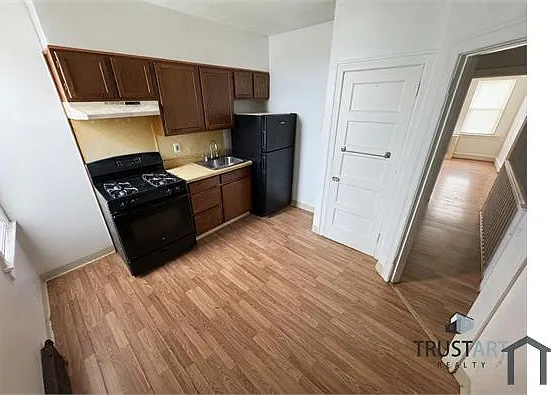 1 bed, $1,130 — Photo 3