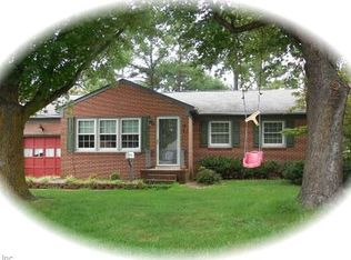 7 Albany Dr, Hampton, VA 23666