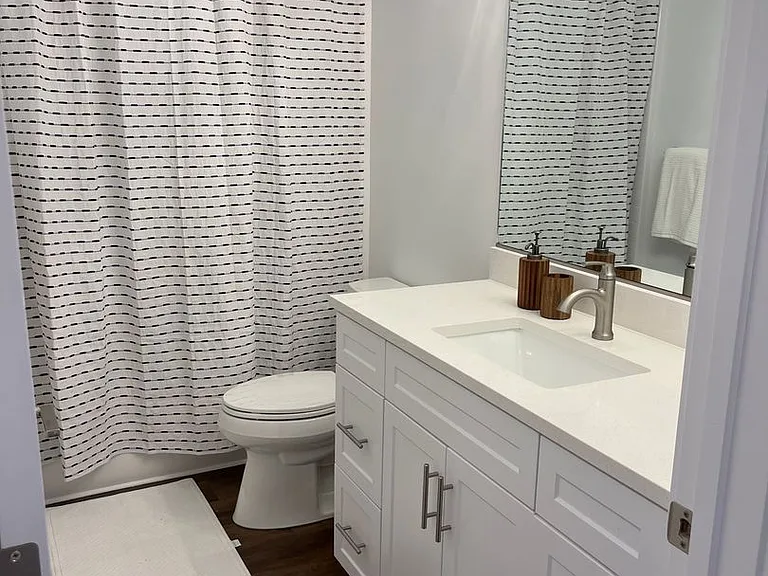 Emerald Ridge Apartments — Photo 15
