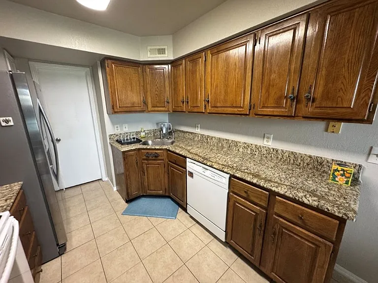 14433 N Pennsylvania Ave #27A — Photo 4