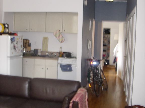 4th image of 1389 2nd Ave #33