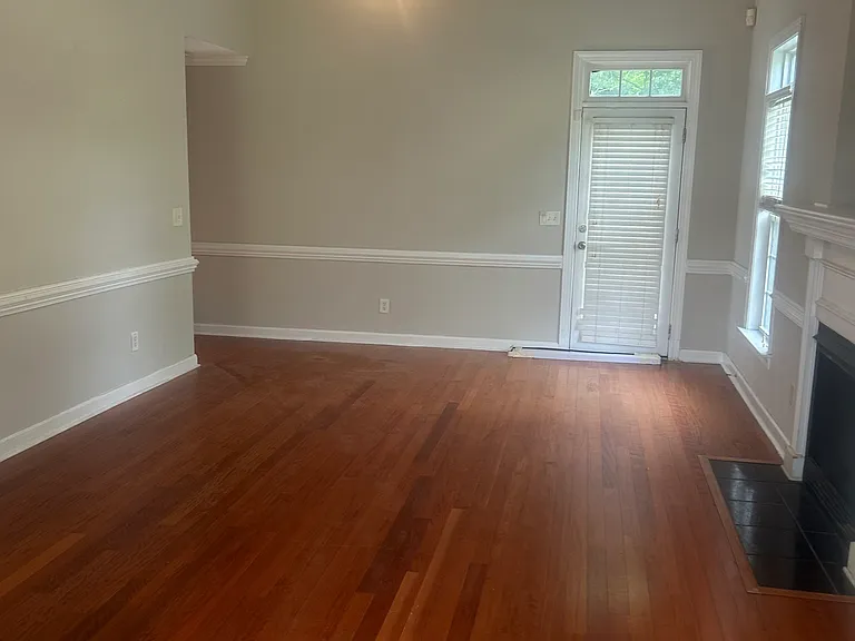 1004 Bristolmoor Dr — Photo 3