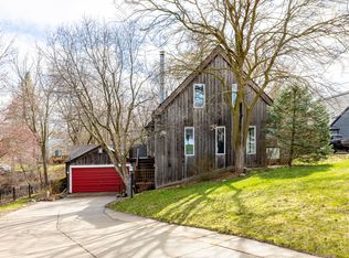 2250 Crown Dr, Novi, MI