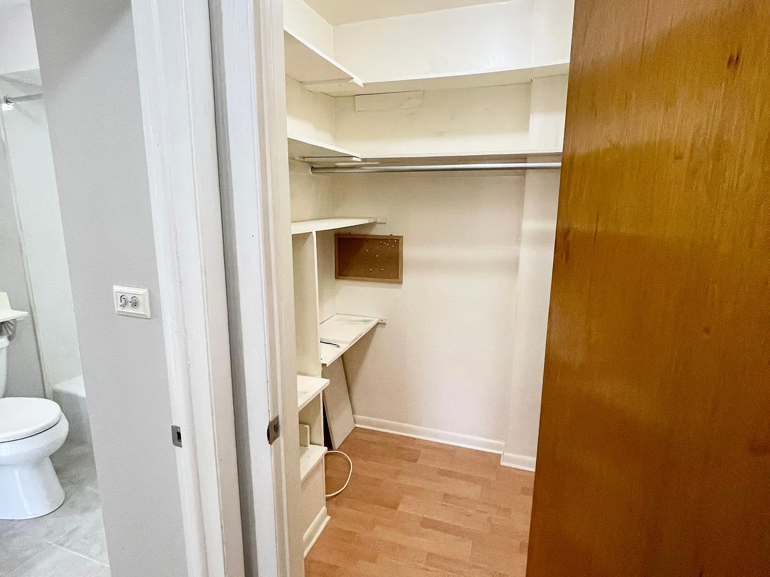 1430 Evergreen Ave — Photo 4