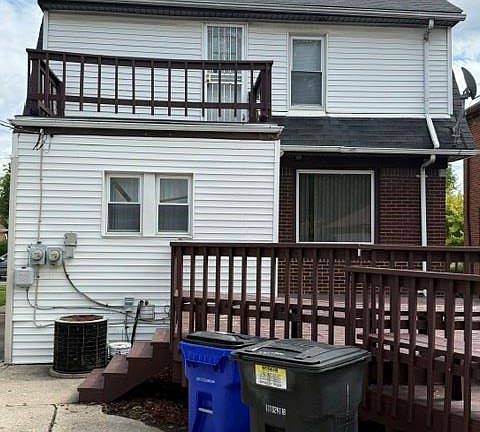 2nd image of 8565 Birwood St
