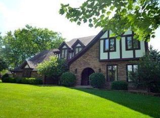 62 Briargate Cir, Sugar Grove, IL 60554