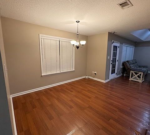 2nd image of 13 Magnolia Trl