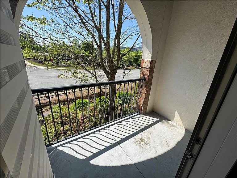 901 Abernathy Rd #2190 — Photo 16