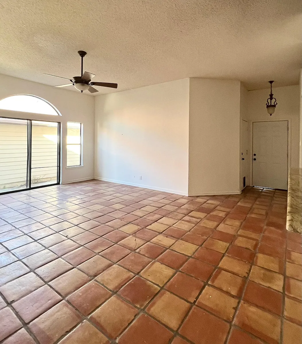 Building Photo - 13047 Beacon Park Dr