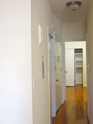 Rented by City & Suburban | media 21