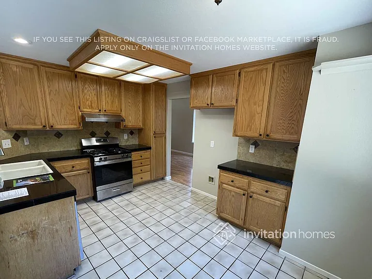 8448 Bramble Bush Cir — Photo 5