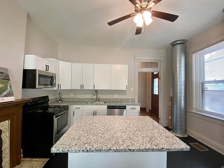 146 Parker St — Photo 9