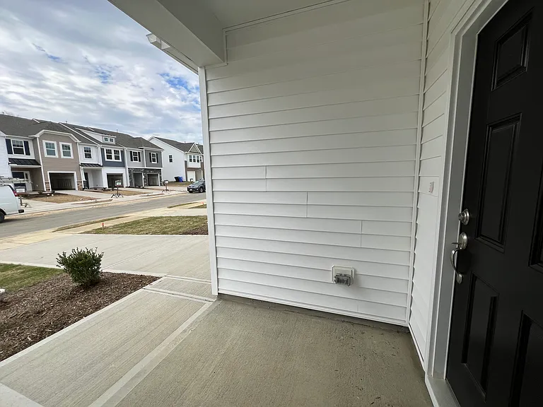 53 Bluebottle St — Photo 3