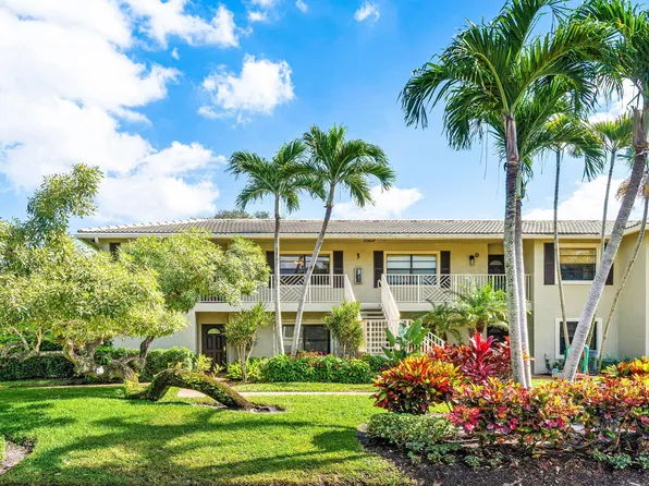 3 Stratford Drive E #B, Boynton Beach, FL 33436