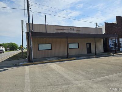 103 E Broad St, Raymond, IL, 62560