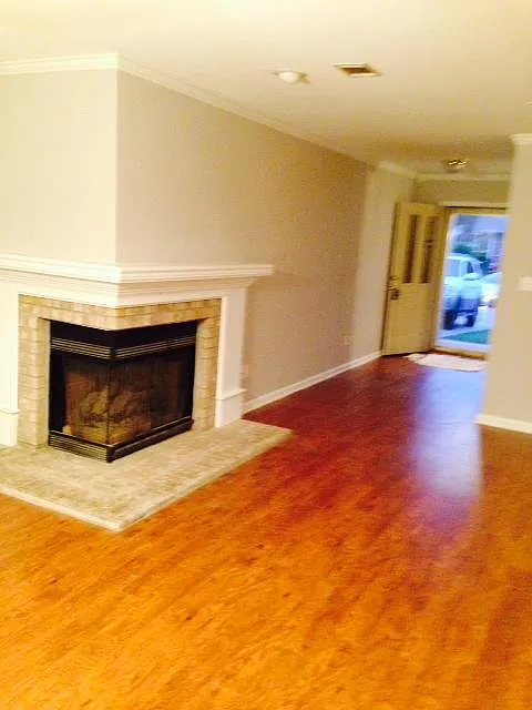 16 Springridge Dr — Photo 2