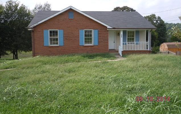1st image of 744 W Creek Dr