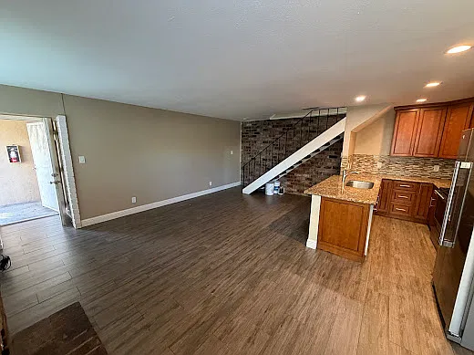 2 bed, 925 sqft, $1,650 — Photo 2