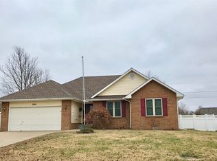 2824 W 23rd Ter, Joplin, MO 64804