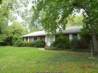 300 Careybrook Ln, Oxon Hill, MD