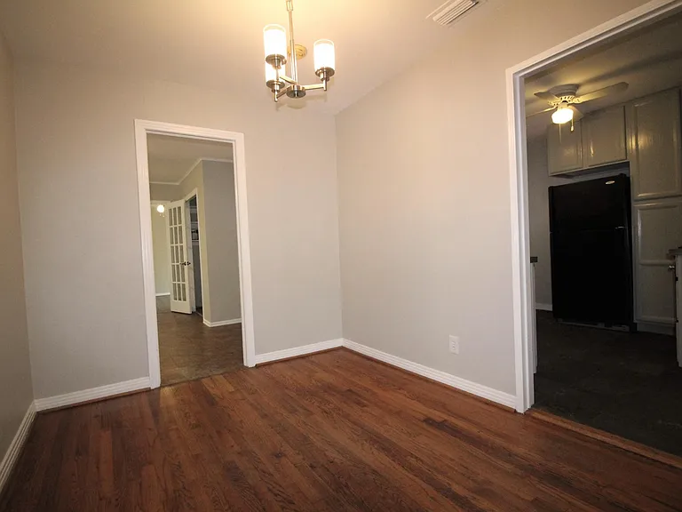 10415 Losa Dr — Photo 14