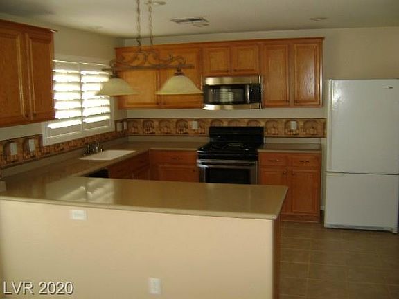 5th image of 585 Caribbean Palm Dr #0