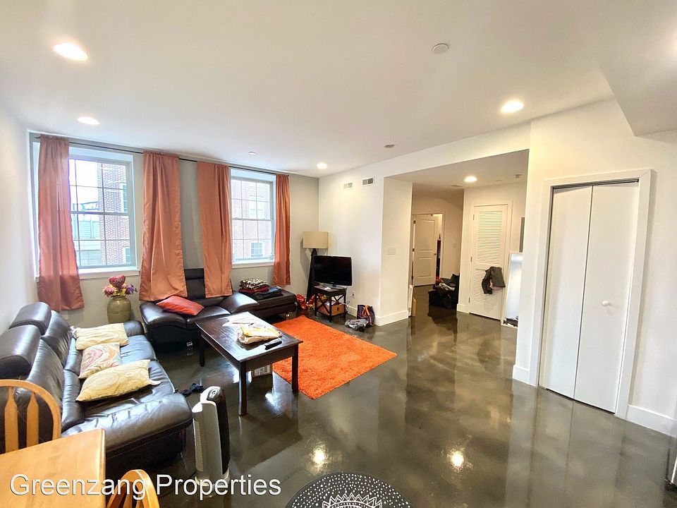 1st image of 1101 Frankford Ave #23