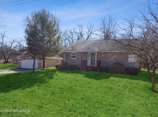 717 S Elm St, Lockport, IL 60441