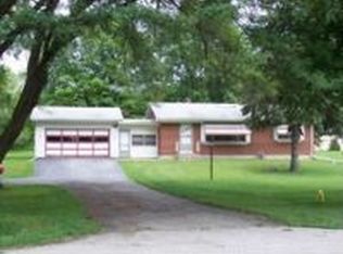 588 State Route 25, Oswego, IL 60543