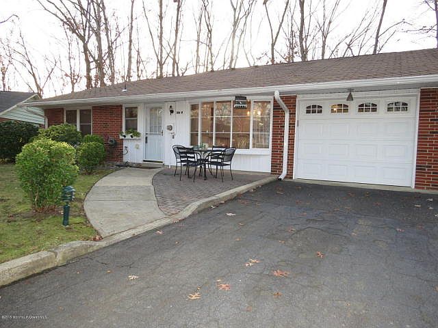 1st image of 184B Sterling Ct