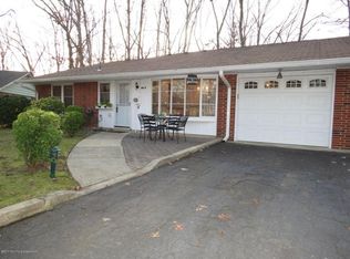 184B Sterling Ct, Lakewood, NJ 08701
