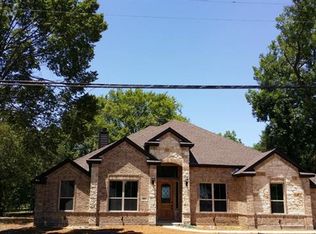 319 Methodist St, Red Oak, TX 75154