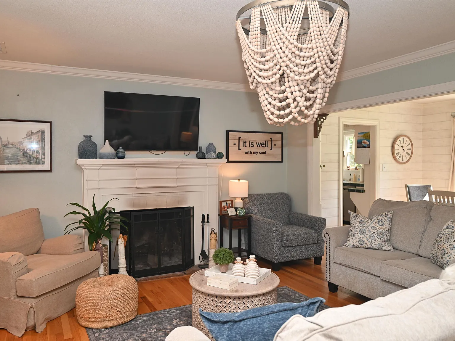 3 bed, 2.0 bath, 1790 sqft, $2,500 — Photo 4