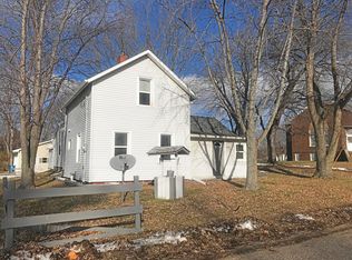 220 B St, Buda, IL 61314