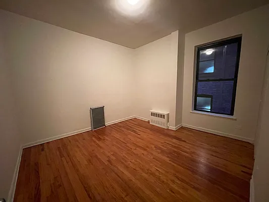 Rented by Compass | media 10