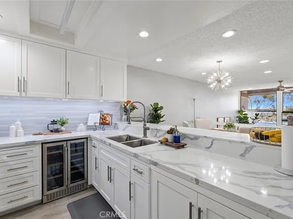 5203 Marina Pacifica Dr S, Long Beach, CA 90803