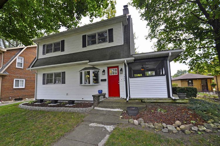 1st image of 1404 E McKinley Ave