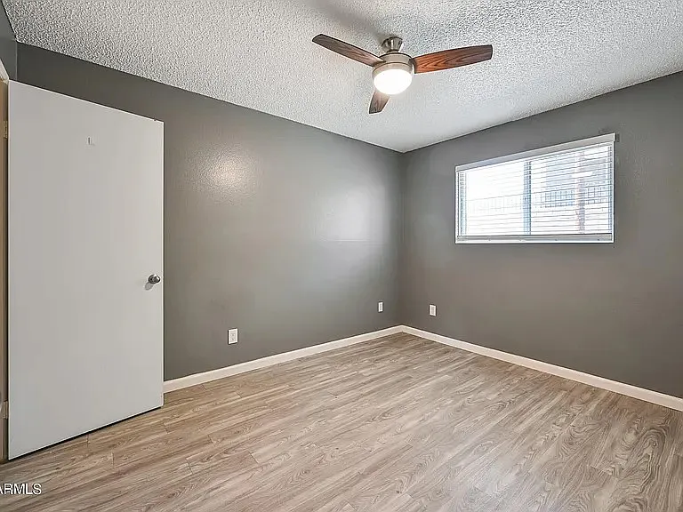 1912 W Hayward Ave #11 — Photo 15