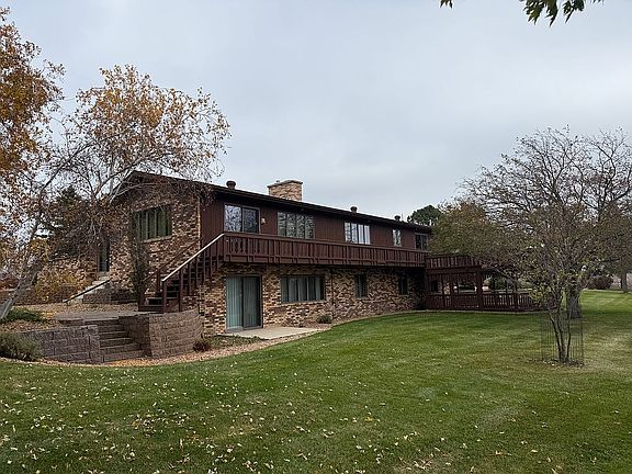 Catwalk & Patio off kitchen