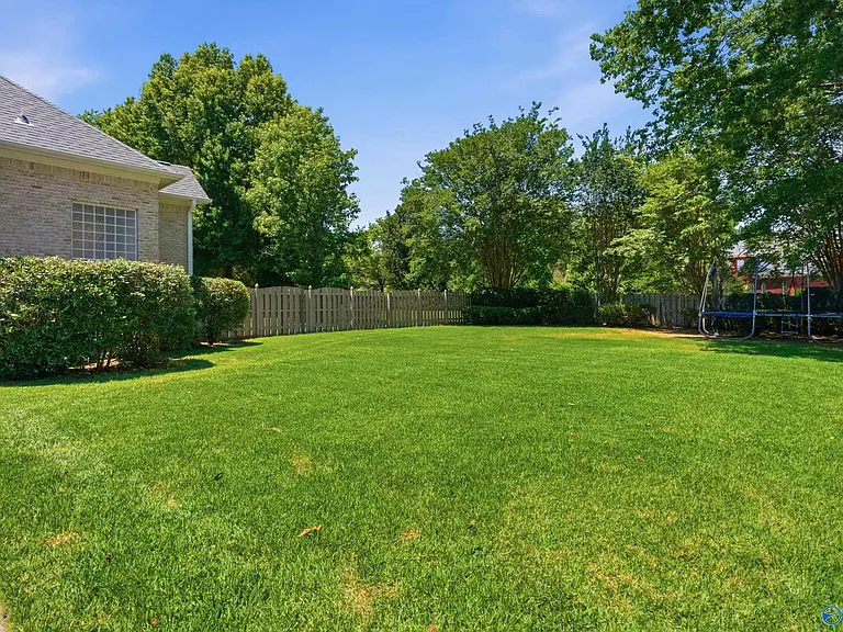 2704 Hampton Cove Way SE — Photo 37