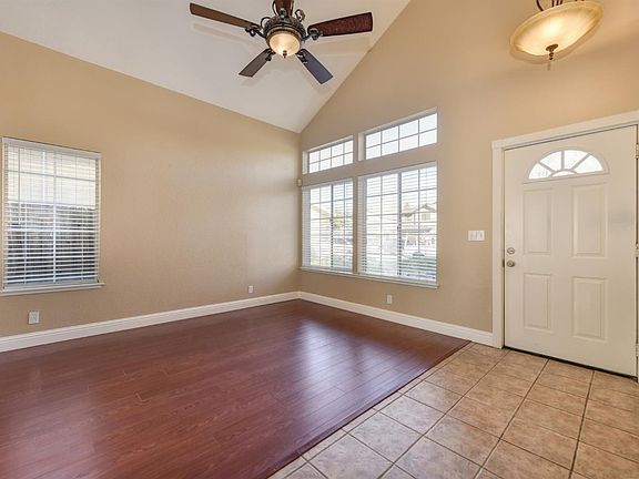 5th image of 3924 Tawny Meadow Way