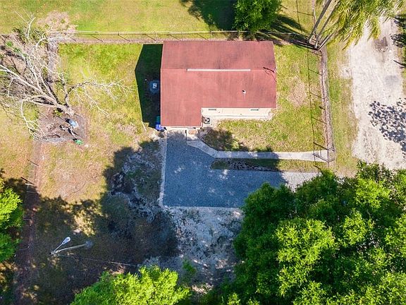 2nd image of 3618 Cilia St
