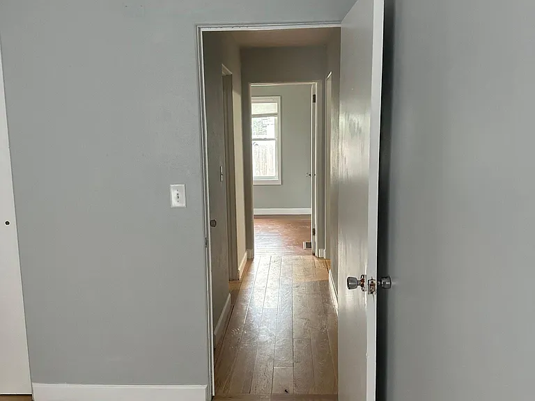 1409 S Gary Dr — Photo 23