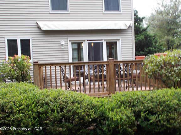 2nd image of 25 Glen Abbey Rd
