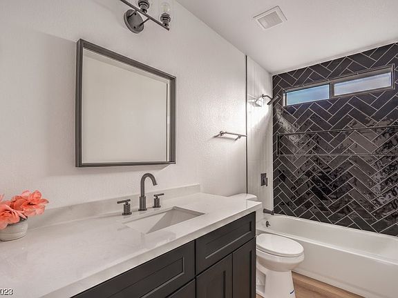 4th image of 7329 Jockey Ave