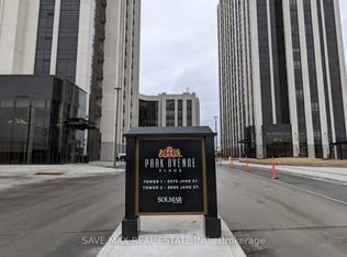 9085 Jane St #318, Vaughan, ON L4K 0L8